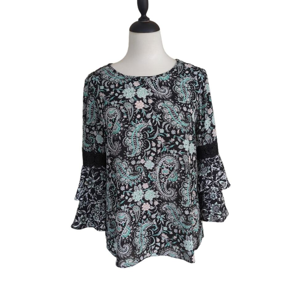 Est. 1946 Floral Bell Sleeve Blouse Size M